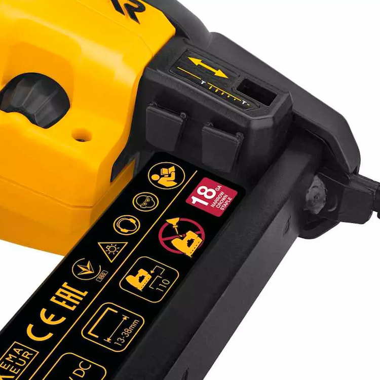 Capsator cu baterie DeWALT DCN681D2