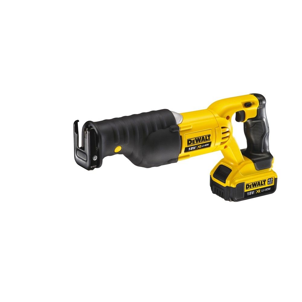 Fierastrau sabie cu acumulator DeWALT DCS380M2