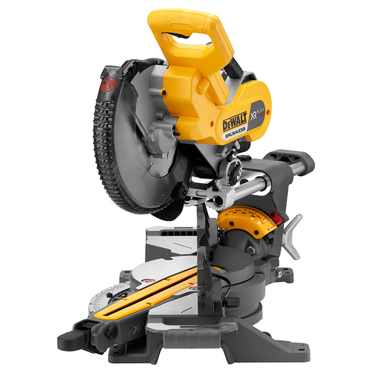 Fierăstrău circular DeWALT DCS727N